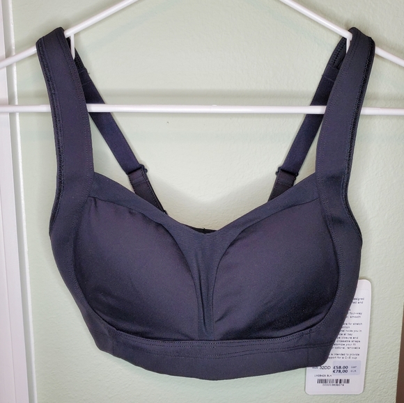 Nwt lululemon Ta Ta Tamer III black size 32 DD